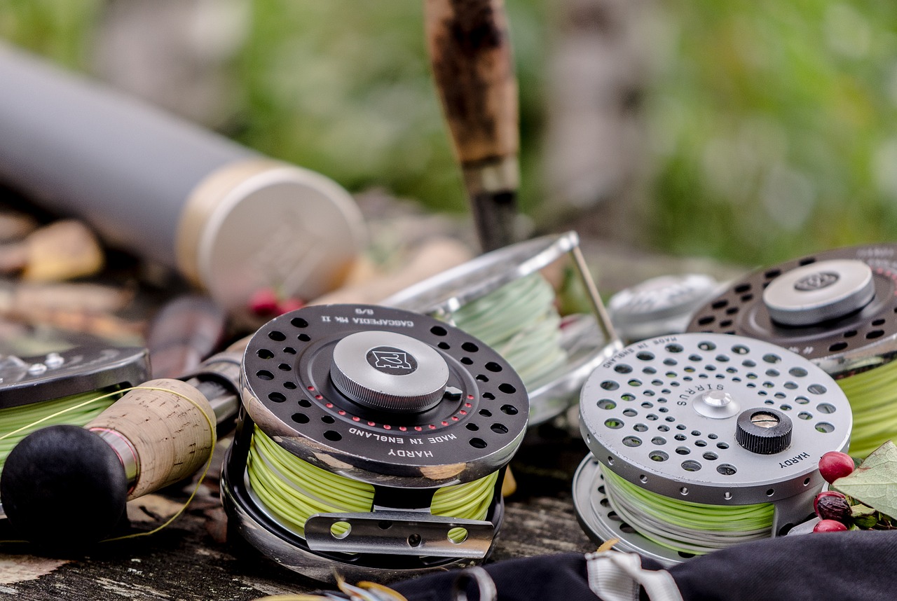 Choosing The Perfect Fly Reel [Complete Guide]